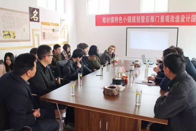 一批批參觀團(tuán)為何頻頻到云臺(tái)冰菊基地參觀？